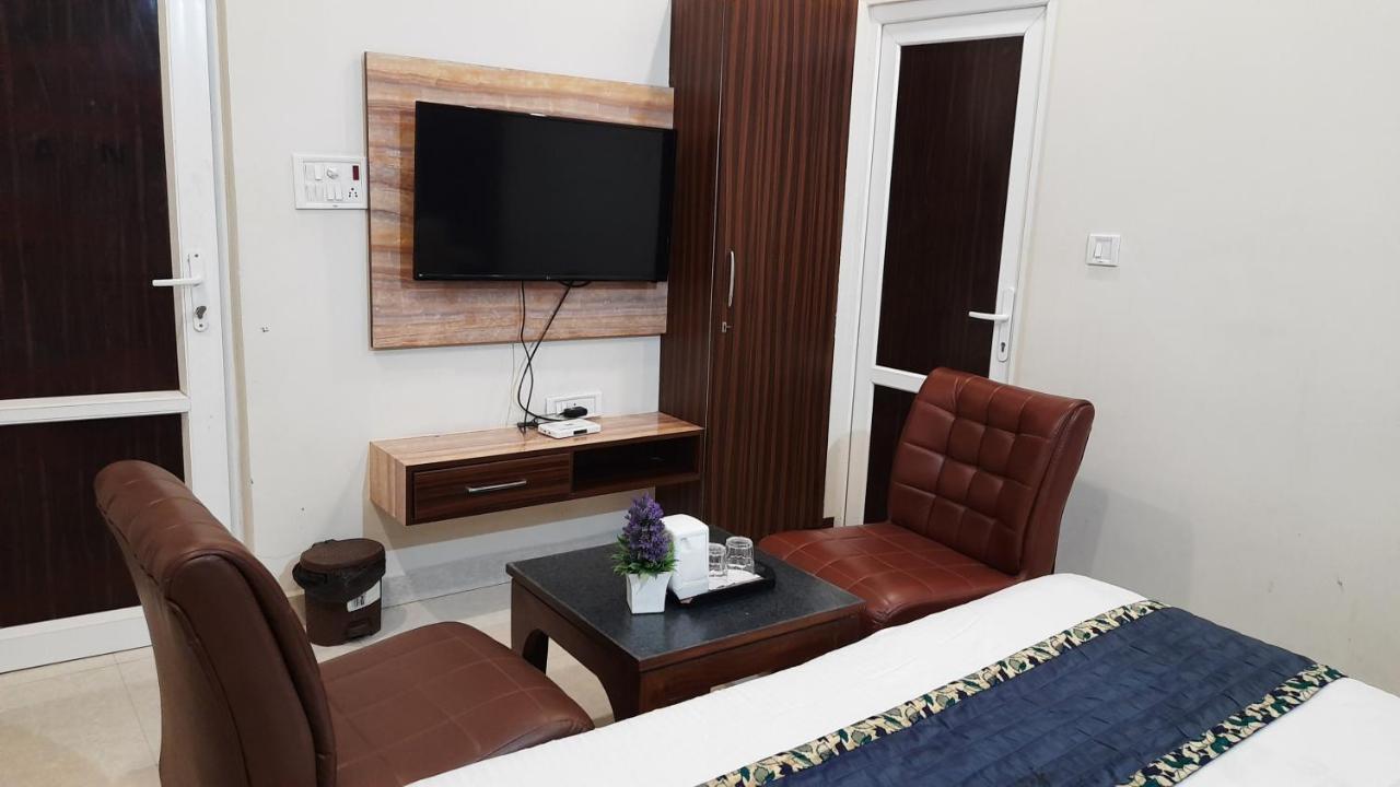 Hotel Ventures Inn Amritszár Kültér fotó